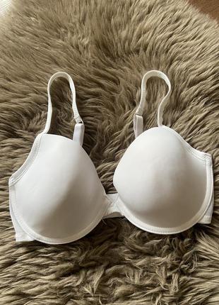 Бюстгальтер фірми hunkemoller