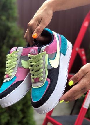 Классные трендовые женские кроссовки nike air force 1 shadow цветные