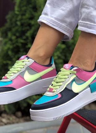 Классные трендовые женские кроссовки nike air force 1 shadow цветные2 фото