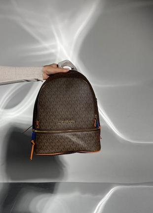Premium ❗️ рюкзак в стиле michael kors large rhea logo backpack brown4 фото