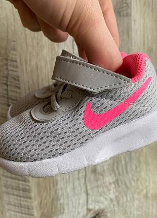 Дитячі кросівки для немовлят nike tanjun3 фото