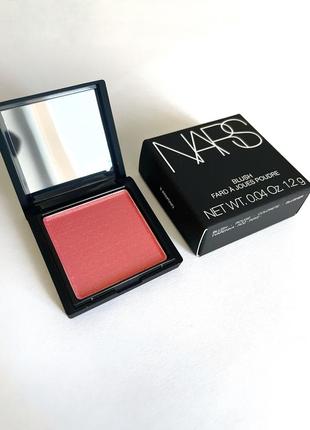 Румяна nars