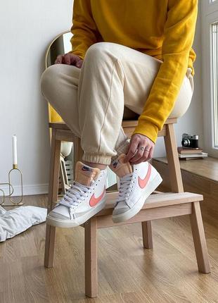 Nike blazer mid 77 white atomic pink sale