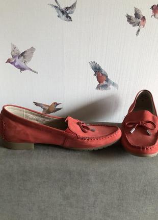 Мокасини червоні туфлі caprice8 фото