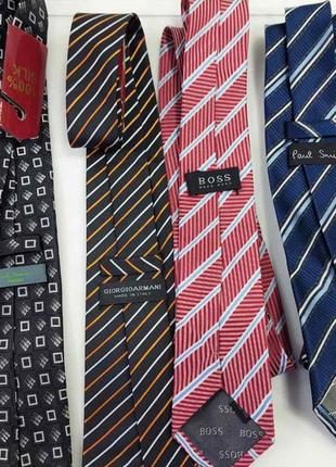 Краватки брендів в асортименті