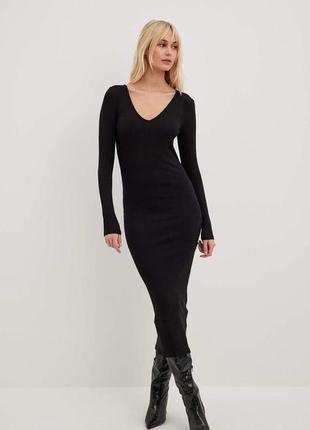Чорна трикотажна сукня міді f&f