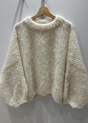 Базовий светр оверсайз з вовни альпака