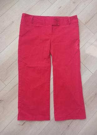 Червоні джинсові довгі прямі шорти, червоні бриджі прямого крою
