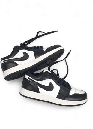 Кросівки nike air jordan 1 low  •white black•2 фото