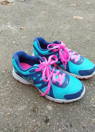 23,5 см беговые кроссовки nike revolution 2 - оригинал