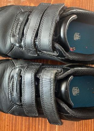 Кроссовки clarks