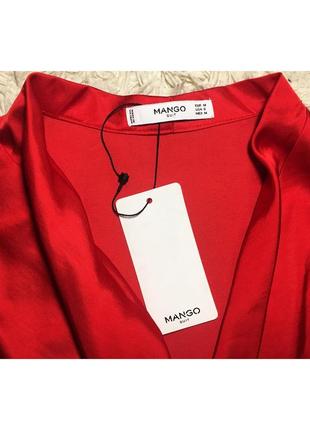 Красное атласное платье с запáхом mango6 фото