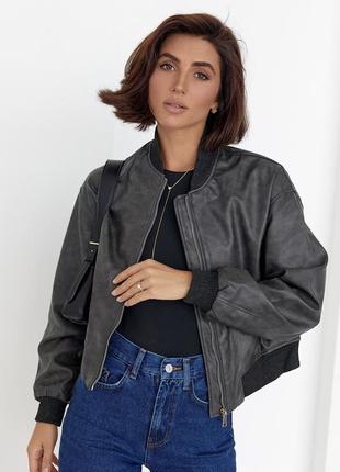 Женская куртка-бомбер в винтажном стиле из искусственной кожи
