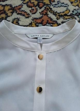 Шифонова ніжна блуза молочного кольору класична стильна базова нова laura ashley4 фото
