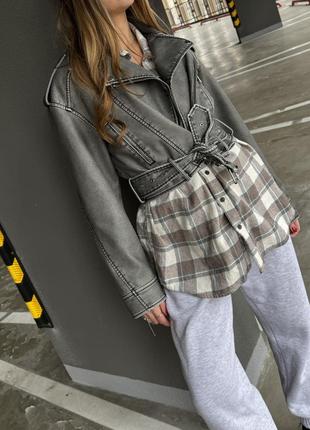 Женская короткая винтажная куртка косуха5 фото