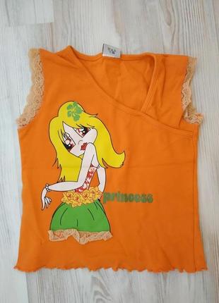 Футболка яркая