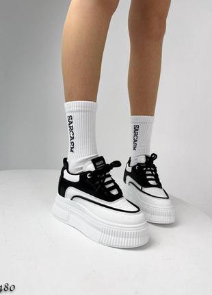 Стильні кросівки снікерси на високій підошві чорні білі10 фото