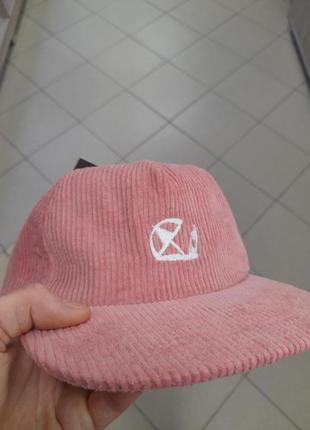 Вельветова кепка