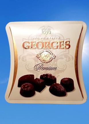 Фигурная коробка georges, б-у квадратная металлическая коробка 18-18-7 см2 фото