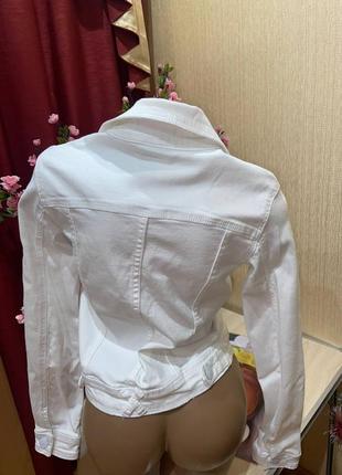 Белая куртка джинсовка  chicoree p.s3 фото