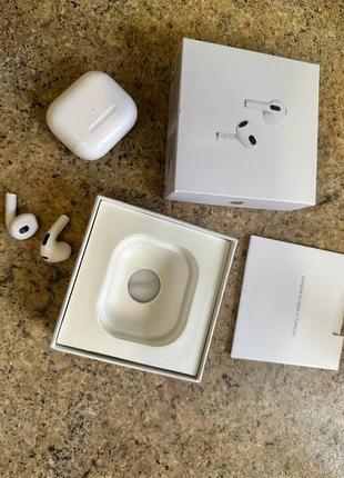 Продам навушники airpods 3 стан ідеальний, не користувався майже ними , лежали в коробці4 фото