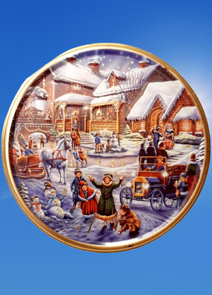 Коробка vinter village, круглая металлическая б-у коробка зимняя деревня 14 см-9 см1 фото