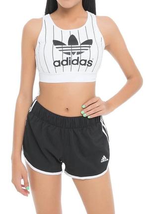 Белый топ adidas big logo в полоску3 фото