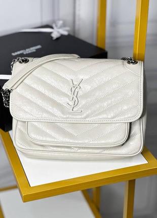 Белая кожаная сумка yves saint laurent niki 28 cm2 фото