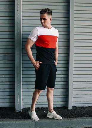 Комплект: шорты+футболка: