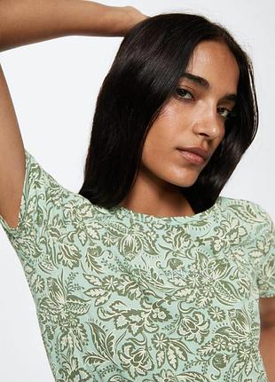 Mango футболка в квітковий принт