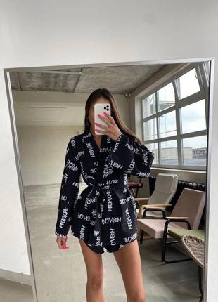 Эффектный женский костюм кимоно и шорты летний комплект стильный молодежный софт с поясом