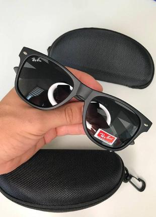 Мужские солнцезащитные очки ray ban wayfarer рей бен классические вайфарер универсальные черные защита от у-ф