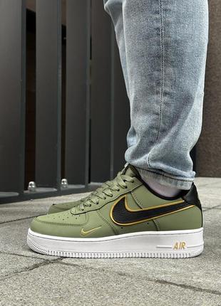 Круті чоловічі кросівки nike air force 1 olive gold black хакі