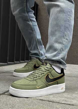 Круті чоловічі кросівки nike air force 1 olive gold black хакі