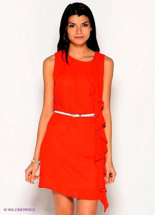 Эффектное красное-яркое платье с оборкой от киры пластининой3 фото