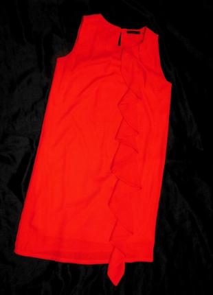 Эффектное красное-яркое платье с оборкой от киры пластининой7 фото