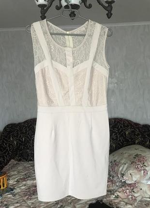 Сукня по фігурі