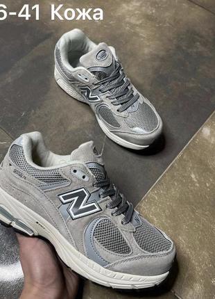 Модні замшеві кросівки new balance 2002 r beige  замшевые кроссовки нью беланс 2002 р бежевые, серые6 фото