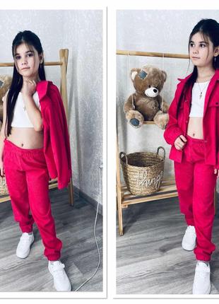 Стильный костюм тройка