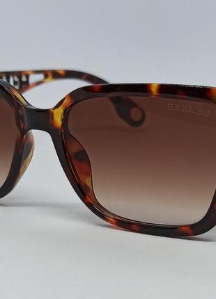 Окуляри в стилі hermes жіночі сонцезахисні коричневі тигрові градієнт з золотим логотипом