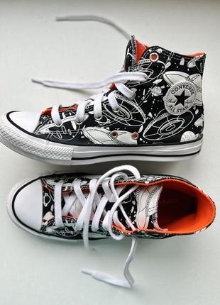 Converse chuck taylor all star светятся в темноте