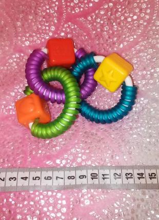 Прорезыватель погремушка the first years