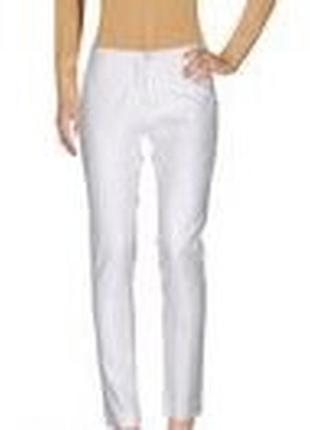 Білі вузькі стрейчеві штани emporio armani оригінал 42-44