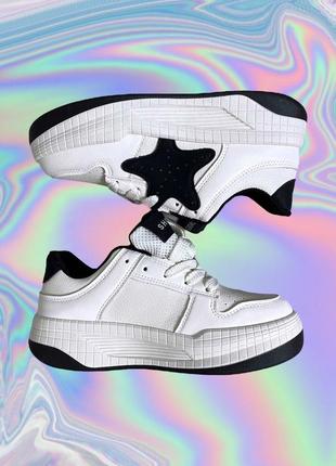 Новые белые базовые кроссовки на платформе y2k1 фото