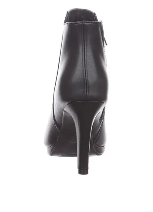 Ботинки кожаные женские esmara однотонные черные на каблуке4 фото