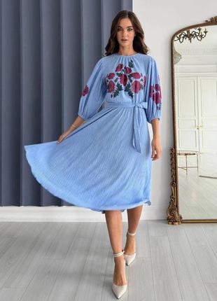 Платье миди женское вышиванка весеннее голубое с цветами 3501-02