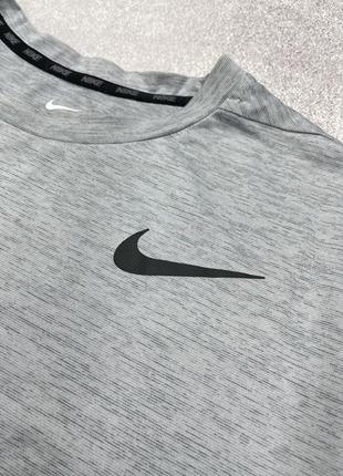 Чоловіча спортивна футболка nike dri fit оригінал5 фото