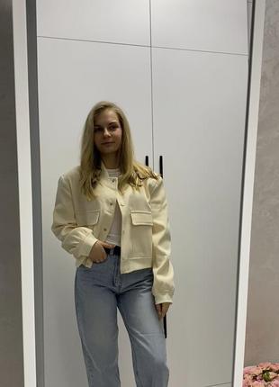 Бомбер куртка zara