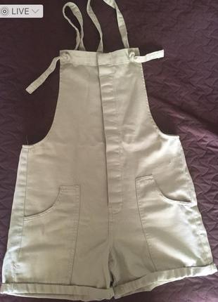 Комбінезон на дівчинку