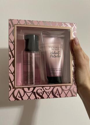 Парфумований набір victoria's secret velvet petals duo оригінал